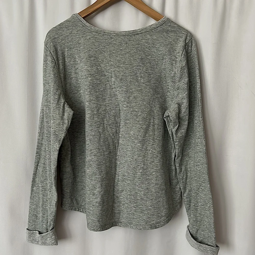 Lauren Ralph Lauren Comfy Gray Long Sleeve Sweatshirt Top **Size L** 🌺🌺 - Picture 2 of 4